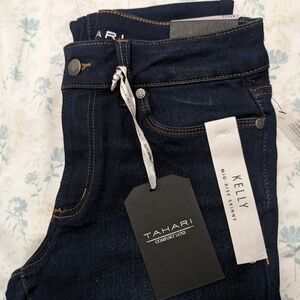 NWT Skinny Jeans women's size 27/4